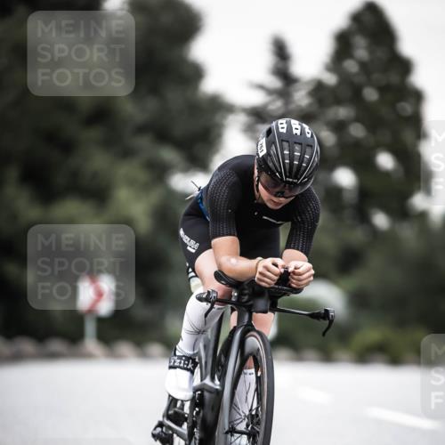 21.06.2026 - 29. Vierlanden-Triathlon H.Heesch http://msf.ph/oto/9903981 21.06.2026 10:19:12 Radfahren 24, 45, 247, 261, 418 meine-sportfotos.de