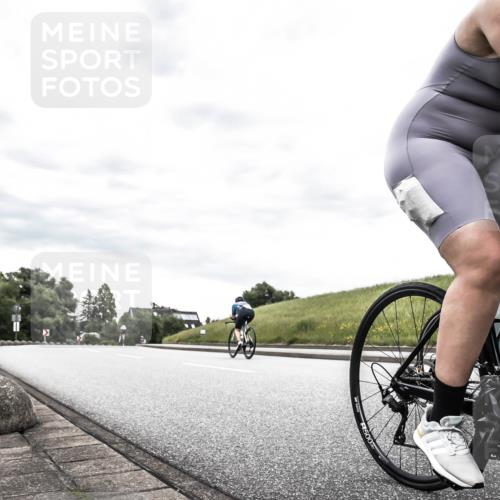 21.06.2026 - 29. Vierlanden-Triathlon H.Heesch http://msf.ph/oto/9903996 21.06.2026 10:23:14 Radfahren 287, 296, 526 meine-sportfotos.de