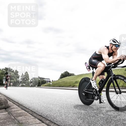 21.06.2026 - 29. Vierlanden-Triathlon H.Heesch http://msf.ph/oto/9904009 21.06.2026 10:23:25 Radfahren 127, 145, 190, 1354 meine-sportfotos.de