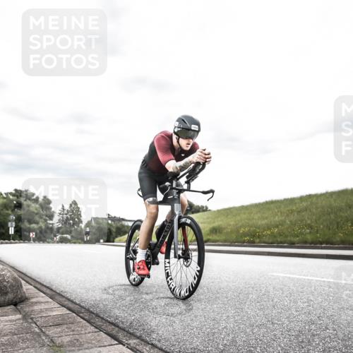 21.06.2026 - 29. Vierlanden-Triathlon H.Heesch http://msf.ph/oto/9904012 21.06.2026 10:23:27 Radfahren 127, 145, 183, 190, 1354 meine-sportfotos.de