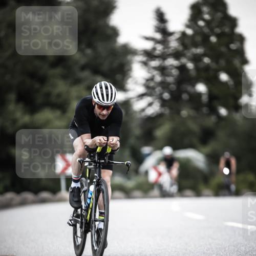 21.06.2026 - 29. Vierlanden-Triathlon H.Heesch http://msf.ph/oto/9904021 21.06.2026 10:18:09 Radfahren 191, 279, 439 meine-sportfotos.de