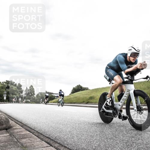 21.06.2026 - 29. Vierlanden-Triathlon H.Heesch http://msf.ph/oto/9904035 21.06.2026 10:23:39 Radfahren 13, 132 meine-sportfotos.de