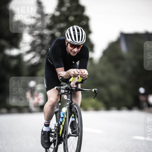 21.06.2026 - 29. Vierlanden-Triathlon H.Heesch http://msf.ph/oto/9904043 21.06.2026 10:18:09 Radfahren 191, 279, 439 meine-sportfotos.de