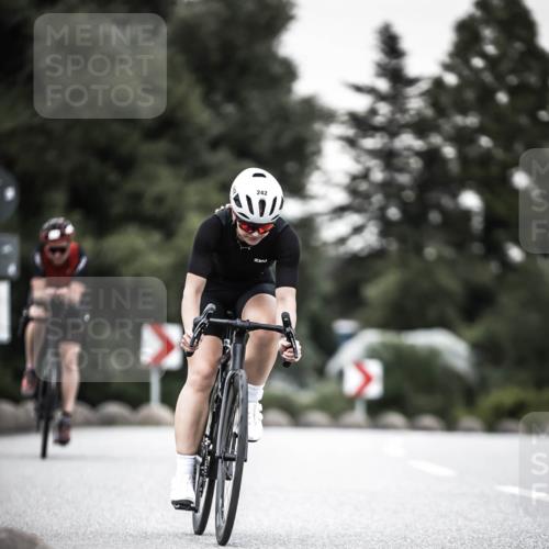 21.06.2026 - 29. Vierlanden-Triathlon H.Heesch http://msf.ph/oto/9904062 21.06.2026 10:19:27 Radfahren 171, 184, 242 meine-sportfotos.de