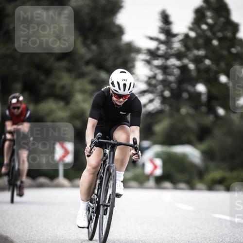 21.06.2026 - 29. Vierlanden-Triathlon H.Heesch http://msf.ph/oto/9904069 21.06.2026 10:19:27 Radfahren 171, 184, 242 meine-sportfotos.de