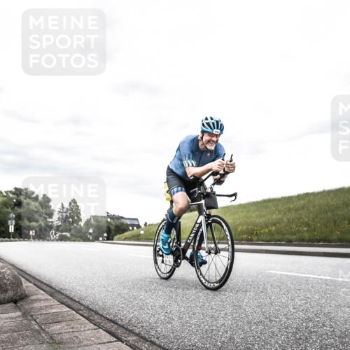 21.06.2026 - 29. Vierlanden-Triathlon H.Heesch http://msf.ph/oto/9904077 21.06.2026 10:24:00 Radfahren 200, 293 meine-sportfotos.de