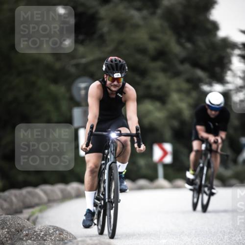 21.06.2026 - 29. Vierlanden-Triathlon H.Heesch http://msf.ph/oto/9904079 21.06.2026 10:18:17 Radfahren 105, 124, 279 meine-sportfotos.de