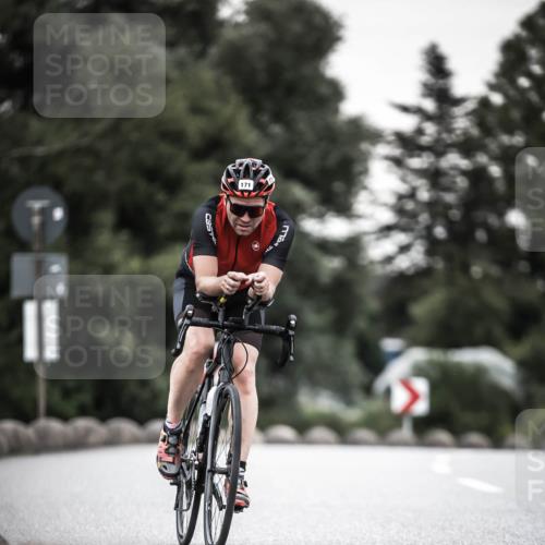 21.06.2026 - 29. Vierlanden-Triathlon H.Heesch http://msf.ph/oto/9904084 21.06.2026 10:19:28 Radfahren 171, 184, 242 meine-sportfotos.de