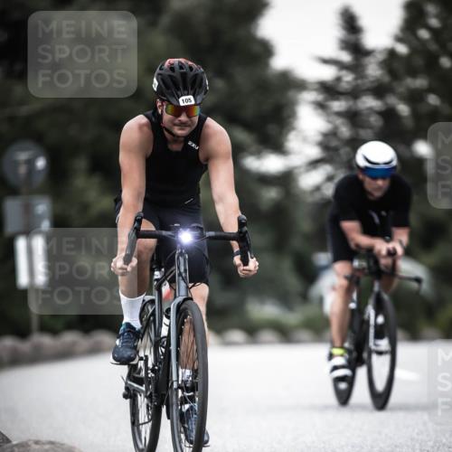 21.06.2026 - 29. Vierlanden-Triathlon H.Heesch http://msf.ph/oto/9904086 21.06.2026 10:18:17 Radfahren 105, 124, 279 meine-sportfotos.de
