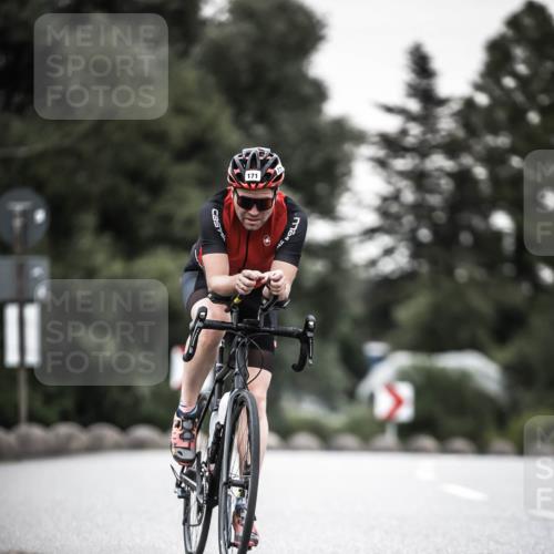 21.06.2026 - 29. Vierlanden-Triathlon H.Heesch http://msf.ph/oto/9904090 21.06.2026 10:19:28 Radfahren 171, 184, 242 meine-sportfotos.de