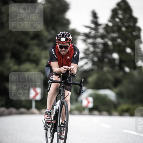 21.06.2026 - 29. Vierlanden-Triathlon H.Heesch http://msf.ph/oto/9904099 21.06.2026 10:19:29 Radfahren 171, 184, 242 meine-sportfotos.de