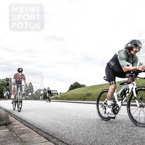 21.06.2026 - 29. Vierlanden-Triathlon H.Heesch http://msf.ph/oto/9904129 21.06.2026 10:24:33 Radfahren 84, 94, 169, 370, 552, 622, 625 meine-sportfotos.de