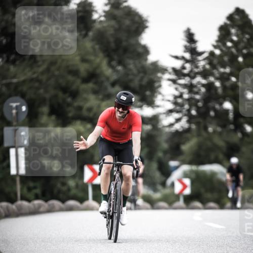 21.06.2026 - 29. Vierlanden-Triathlon H.Heesch http://msf.ph/oto/9904174 21.06.2026 10:18:31 Radfahren 87, 121, 393, 442, 446 meine-sportfotos.de