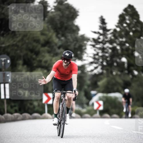 21.06.2026 - 29. Vierlanden-Triathlon H.Heesch http://msf.ph/oto/9904177 21.06.2026 10:18:31 Radfahren 87, 121, 393, 442, 446 meine-sportfotos.de