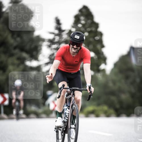 21.06.2026 - 29. Vierlanden-Triathlon H.Heesch http://msf.ph/oto/9904196 21.06.2026 10:18:32 Radfahren 87, 121, 393, 442, 446 meine-sportfotos.de