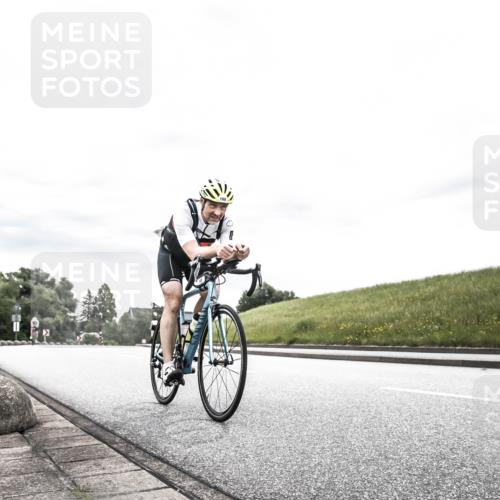 21.06.2026 - 29. Vierlanden-Triathlon H.Heesch http://msf.ph/oto/9904217 21.06.2026 10:25:22 Radfahren 168, 506, 521, 602 meine-sportfotos.de
