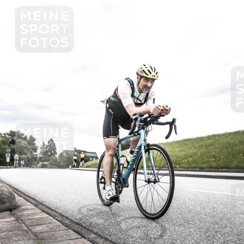 21.06.2026 - 29. Vierlanden-Triathlon H.Heesch http://msf.ph/oto/9904220 21.06.2026 10:25:23 Radfahren 168, 521, 602 meine-sportfotos.de