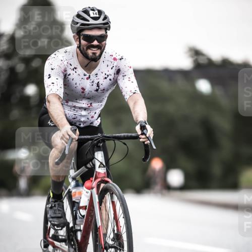 21.06.2026 - 29. Vierlanden-Triathlon H.Heesch http://msf.ph/oto/9904279 21.06.2026 10:19:52 Radfahren 18, 21, 69, 146, 163, 268, 400 meine-sportfotos.de