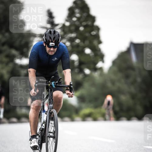 21.06.2026 - 29. Vierlanden-Triathlon H.Heesch http://msf.ph/oto/9904298 21.06.2026 10:19:53 Radfahren 18, 21, 69, 79, 146, 163, 268, 400 meine-sportfotos.de