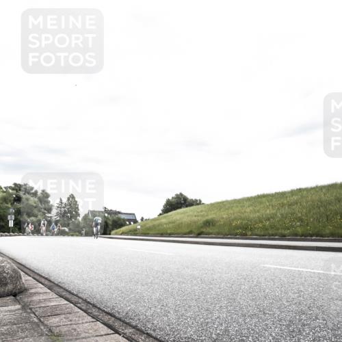 21.06.2026 - 29. Vierlanden-Triathlon H.Heesch http://msf.ph/oto/9904336 21.06.2026 10:25:57 Radfahren 114, 382 meine-sportfotos.de