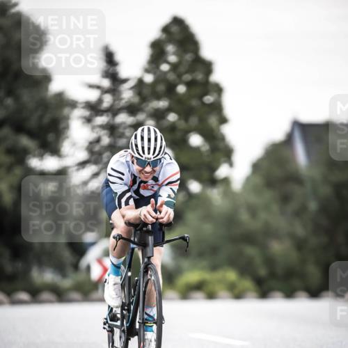 21.06.2026 - 29. Vierlanden-Triathlon H.Heesch http://msf.ph/oto/9904344 21.06.2026 10:18:46 Radfahren 148, 290 meine-sportfotos.de