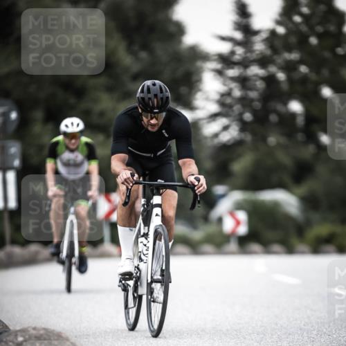 21.06.2026 - 29. Vierlanden-Triathlon H.Heesch http://msf.ph/oto/9904355 21.06.2026 10:19:57 Radfahren 69, 79, 146, 163, 268, 432 meine-sportfotos.de