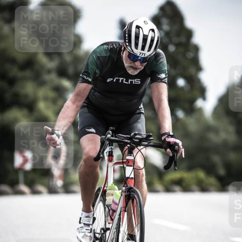 21.06.2026 - 29. Vierlanden-Triathlon H.Heesch http://msf.ph/oto/9904386 21.06.2026 11:36:16 Radfahren 43, 771, 833, 888 meine-sportfotos.de
