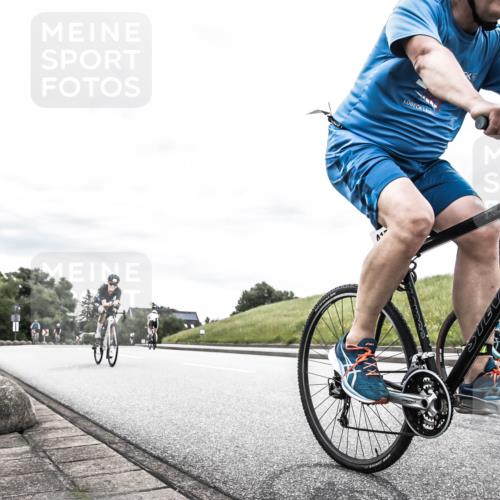 21.06.2026 - 29. Vierlanden-Triathlon H.Heesch http://msf.ph/oto/9904420 21.06.2026 10:26:05 Radfahren 8, 136, 291, 311, 383, 384, 415, 536, 587, 591, 604, 1355 meine-sportfotos.de