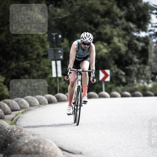 21.06.2026 - 29. Vierlanden-Triathlon H.Heesch http://msf.ph/oto/9904428 21.06.2026 11:36:20 Radfahren 43, 246, 771, 833 meine-sportfotos.de