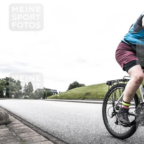 21.06.2026 - 29. Vierlanden-Triathlon H.Heesch http://msf.ph/oto/9904429 21.06.2026 10:26:11 Radfahren 291, 311, 530, 613 meine-sportfotos.de