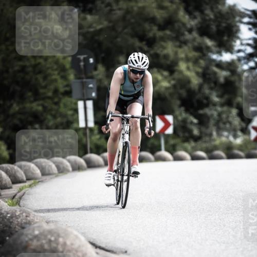 21.06.2026 - 29. Vierlanden-Triathlon H.Heesch http://msf.ph/oto/9904431 21.06.2026 11:36:20 Radfahren 43, 246, 771, 833 meine-sportfotos.de