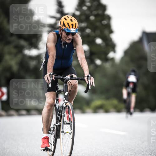 21.06.2026 - 29. Vierlanden-Triathlon H.Heesch http://msf.ph/oto/9904433 21.06.2026 10:20:02 Radfahren 16, 79, 163, 244, 412, 432 meine-sportfotos.de