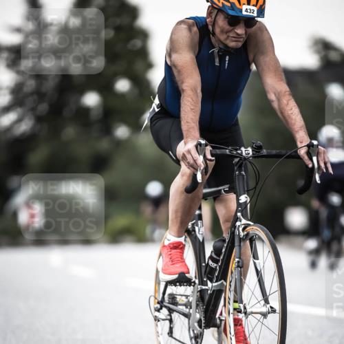 21.06.2026 - 29. Vierlanden-Triathlon H.Heesch http://msf.ph/oto/9904460 21.06.2026 10:20:02 Radfahren 16, 79, 163, 244, 412, 432 meine-sportfotos.de