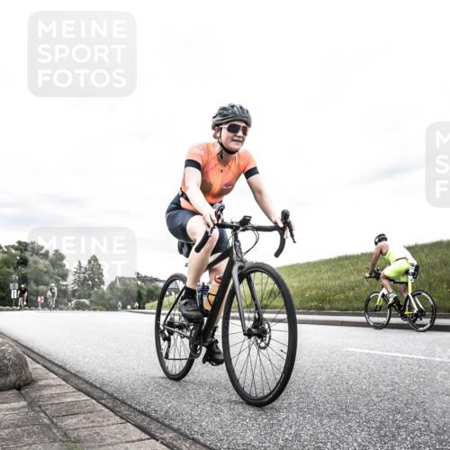 21.06.2026 - 29. Vierlanden-Triathlon H.Heesch http://msf.ph/oto/9904476 21.06.2026 10:26:34 Radfahren 46, 328, 353, 374, 488 meine-sportfotos.de