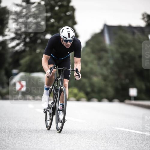 21.06.2026 - 29. Vierlanden-Triathlon H.Heesch http://msf.ph/oto/9904479 21.06.2026 10:20:08 Radfahren 15, 16, 22, 113, 244, 412 meine-sportfotos.de