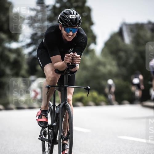 21.06.2026 - 29. Vierlanden-Triathlon H.Heesch http://msf.ph/oto/9904488 21.06.2026 11:37:41 Radfahren 105, 279, 665, 719 meine-sportfotos.de