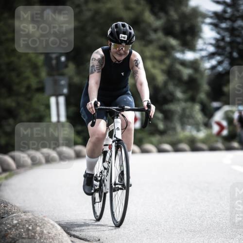 21.06.2026 - 29. Vierlanden-Triathlon H.Heesch http://msf.ph/oto/9904527 21.06.2026 11:36:27 Radfahren 246, 653, 841 meine-sportfotos.de