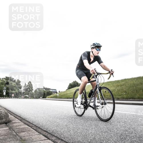 21.06.2026 - 29. Vierlanden-Triathlon H.Heesch http://msf.ph/oto/9904528 21.06.2026 10:26:58 Radfahren 112, 164, 388 meine-sportfotos.de