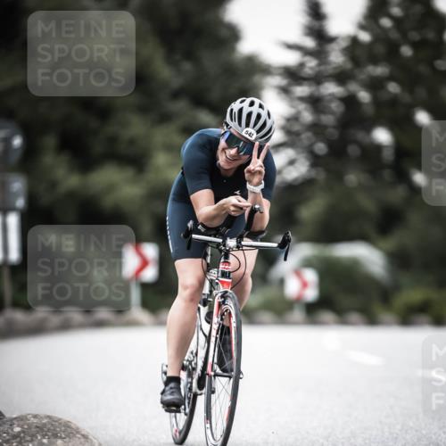 21.06.2026 - 29. Vierlanden-Triathlon H.Heesch http://msf.ph/oto/9904581 21.06.2026 10:20:40 Radfahren 52, 542 meine-sportfotos.de