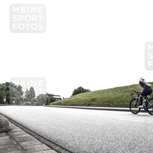 21.06.2026 - 29. Vierlanden-Triathlon H.Heesch http://msf.ph/oto/9904598 21.06.2026 10:55:11 Radfahren 98, 204 meine-sportfotos.de