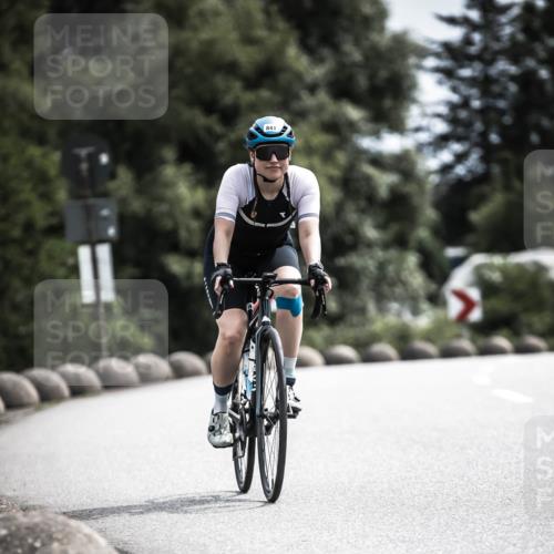 21.06.2026 - 29. Vierlanden-Triathlon H.Heesch http://msf.ph/oto/9904609 21.06.2026 11:36:33 Radfahren 226, 653, 841 meine-sportfotos.de