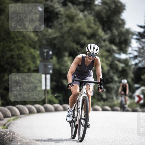 21.06.2026 - 29. Vierlanden-Triathlon H.Heesch http://msf.ph/oto/9904663 21.06.2026 11:36:54 Radfahren 58, 832, 865 meine-sportfotos.de