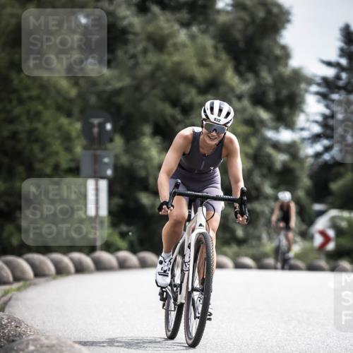 21.06.2026 - 29. Vierlanden-Triathlon H.Heesch http://msf.ph/oto/9904666 21.06.2026 11:36:54 Radfahren 58, 832, 865 meine-sportfotos.de