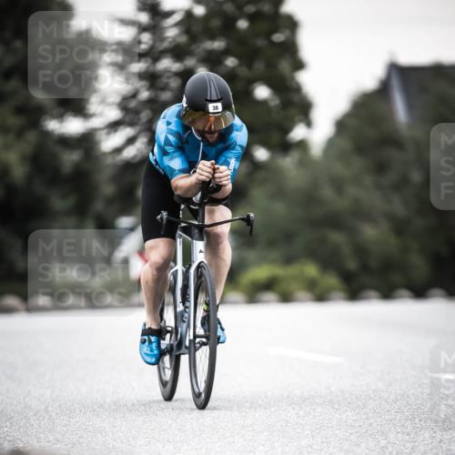 21.06.2026 - 29. Vierlanden-Triathlon H.Heesch http://msf.ph/oto/9904670 21.06.2026 10:21:00 Radfahren 36, 406 meine-sportfotos.de