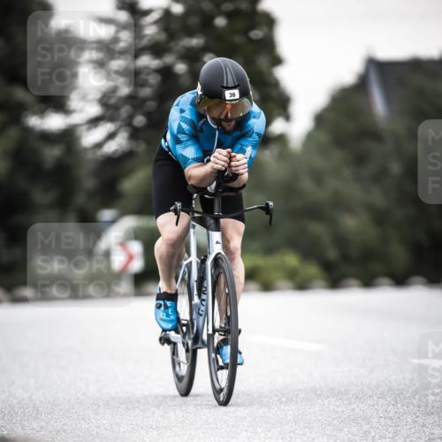 21.06.2026 - 29. Vierlanden-Triathlon H.Heesch http://msf.ph/oto/9904676 21.06.2026 10:21:00 Radfahren 36, 406 meine-sportfotos.de