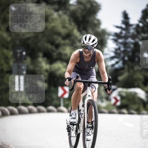 21.06.2026 - 29. Vierlanden-Triathlon H.Heesch http://msf.ph/oto/9904681 21.06.2026 11:36:54 Radfahren 58, 832, 865 meine-sportfotos.de