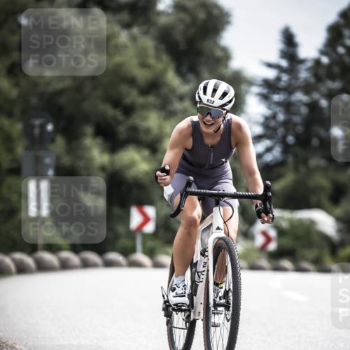 21.06.2026 - 29. Vierlanden-Triathlon H.Heesch http://msf.ph/oto/9904684 21.06.2026 11:36:54 Radfahren 58, 832, 865 meine-sportfotos.de