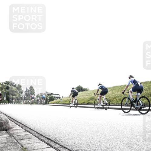 21.06.2026 - 29. Vierlanden-Triathlon H.Heesch http://msf.ph/oto/9904687 21.06.2026 10:57:04 Radfahren 58, 145, 255, 328, 368, 374, 391, 488, 514, 517, 585 meine-sportfotos.de