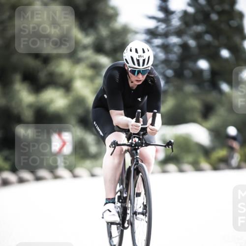 21.06.2026 - 29. Vierlanden-Triathlon H.Heesch http://msf.ph/oto/9904740 21.06.2026 11:38:05 Radfahren 637, 640, 666, 693, 814, 864 meine-sportfotos.de