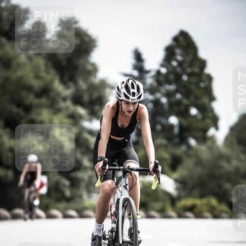 21.06.2026 - 29. Vierlanden-Triathlon H.Heesch http://msf.ph/oto/9904743 21.06.2026 11:36:59 Radfahren 832, 847, 865 meine-sportfotos.de